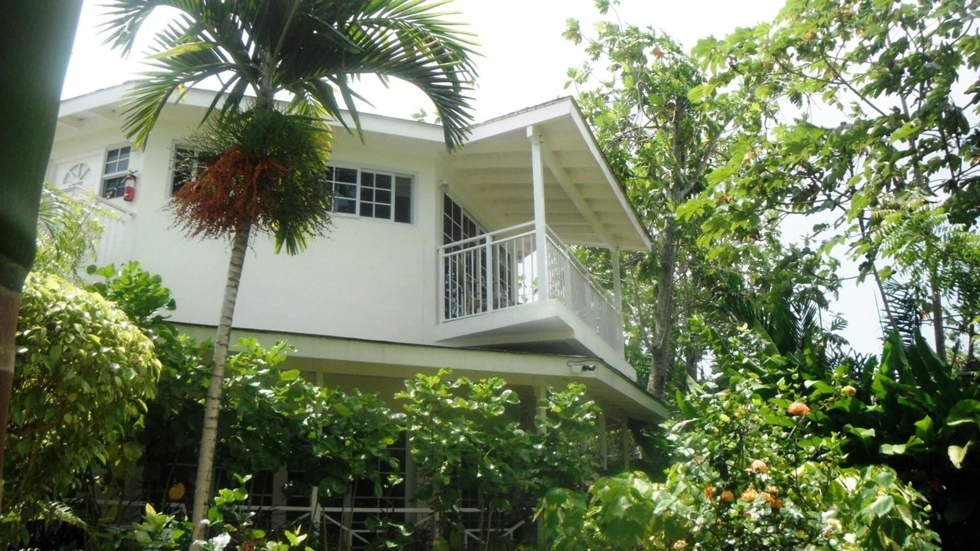 Rondel Village Negril Bilik gambar